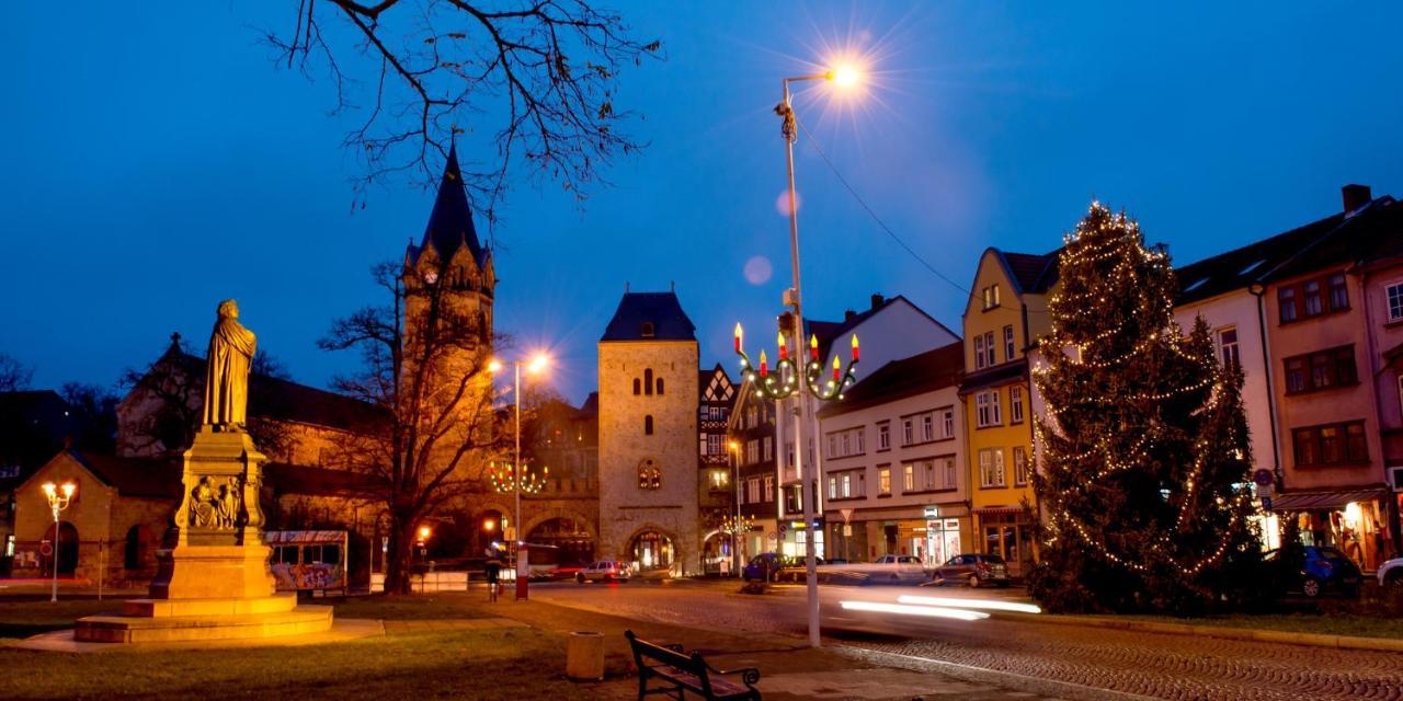 Stilvolle Ferienwohnung Am Historischen Nikolaitor Eisenach Exterior photo